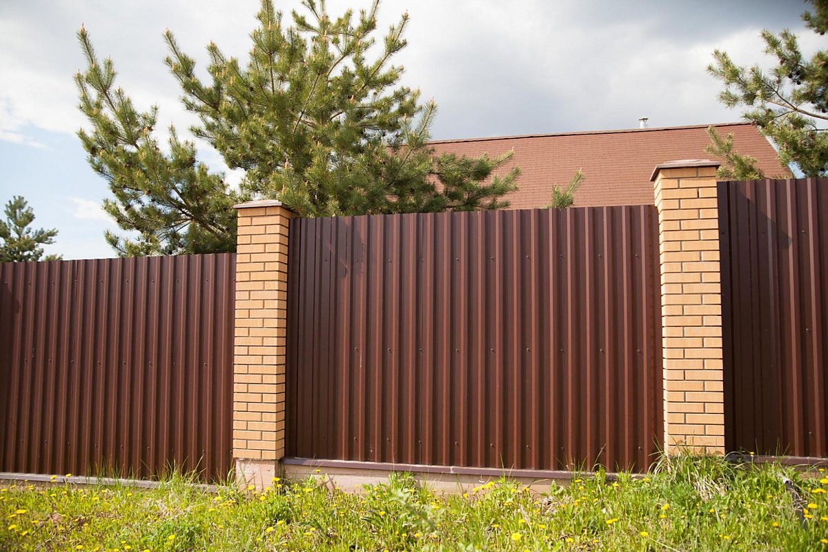 Профнастил Металл Профиль С-8 0,7 Полиэстер RAL 8017 Коричневый шоколад | B Профлайн