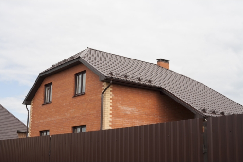 Металлочерепица Классик ("Classic") v02 0,5 Satin RAL 8017 шоколад ПрофЛайн, купить Металлочерепица Классик ("Classic") v02 0,5 Satin RAL 8017 шоколад в ПрофЛайн