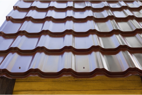 Металлочерепица "Квинта плюс" ("Kvinta plus") 0,5 Satin RAL 8017 шоколад ПрофЛайн, купить Металлочерепица "Квинта плюс" ("Kvinta plus") 0,5 Satin RAL 8017 шоколад в ПрофЛайн