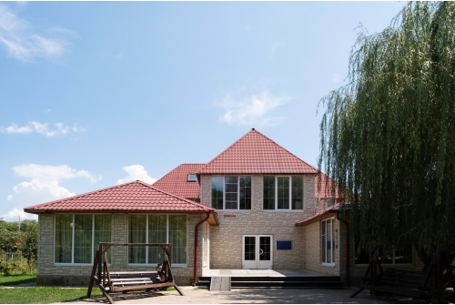 Металлочерепица Классик ("Classic") v02 0,5 Satin Matt RAL 3005 красное вино ПрофЛайн, купить Металлочерепица Классик ("Classic") v02 0,5 Satin Matt RAL 3005 красное вино в ПрофЛайн