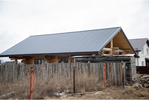 Металлочерепица "Квинта плюс" ("Kvinta plus") 0,5 Satin RAL 7024 мокрый асфальт ПрофЛайн, купить Металлочерепица "Квинта плюс" ("Kvinta plus") 0,5 Satin RAL 7024 мокрый асфальт в ПрофЛайн