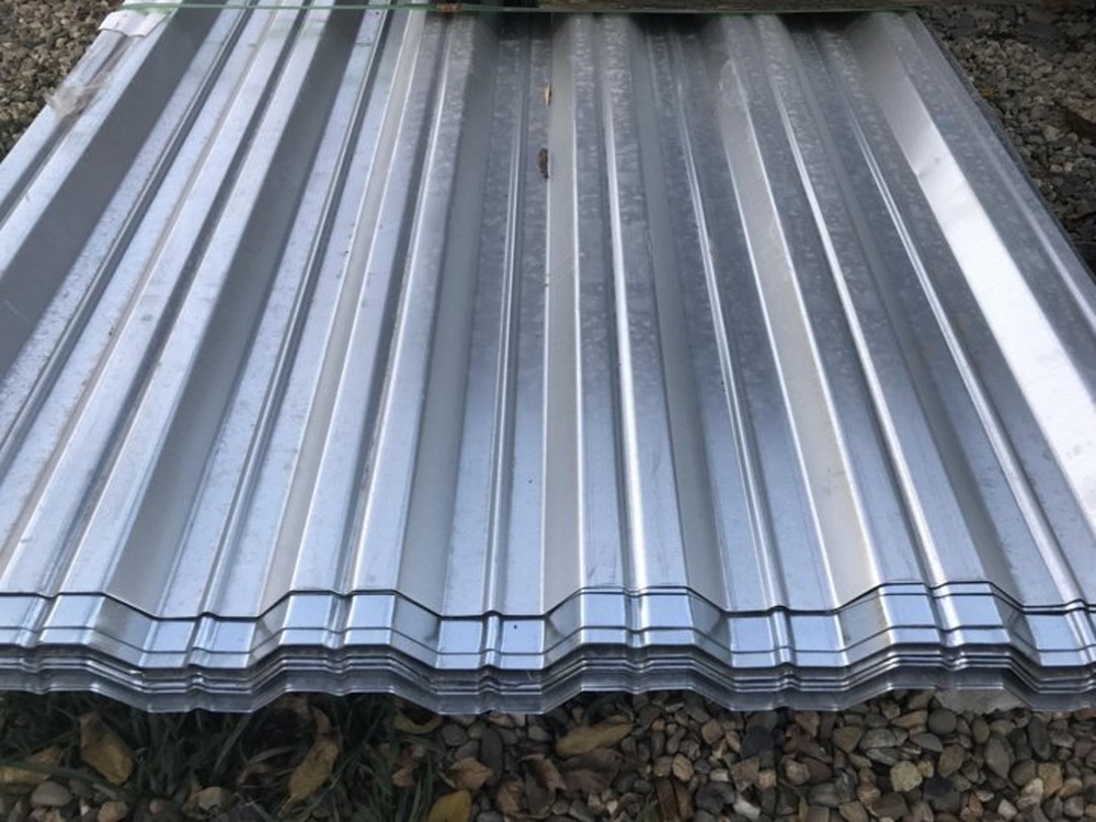 Профнастил Металл Профиль НС-35 0,5 VikingMP® E RAL 6005 Зеленый мох Профлайн