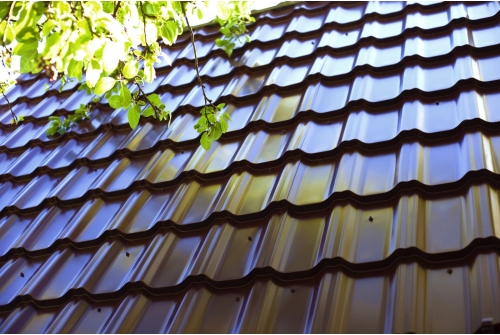 Металлочерепица "Квинта плюс" ("Kvinta plus") 0,5 Satin RAL 8017 шоколад ПрофЛайн, купить Металлочерепица "Квинта плюс" ("Kvinta plus") 0,5 Satin RAL 8017 шоколад в ПрофЛайн