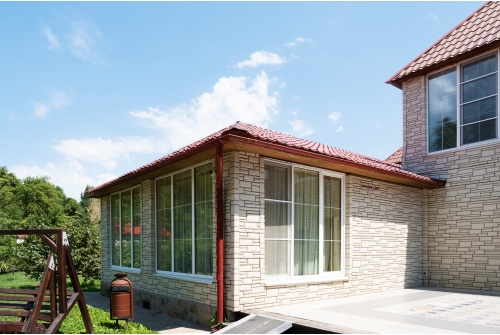 Металлочерепица Классик ("Classic") v02 0,5 Satin RAL 3005 красное вино ПрофЛайн, купить Металлочерепица Классик ("Classic") v02 0,5 Satin RAL 3005 красное вино в ПрофЛайн